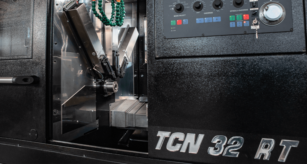 The new TCN-32R and TCN-32RT lathe is born